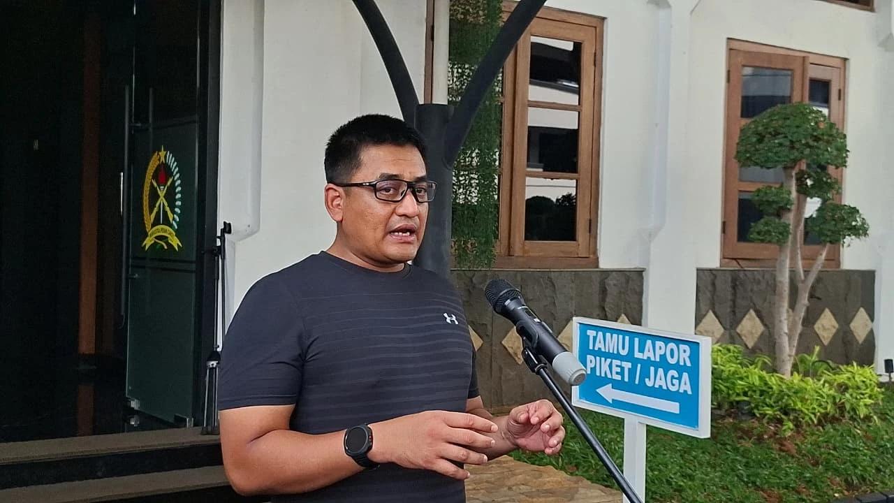 TNI AD Tegaskan Penanganan Kasus Prada Lucky Transparan, Komandan Singgung Peran Sang Ayah