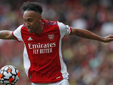 Liga Inggris dari musim ke musim selalu menjadi magnet para pesepak bola dari seluruh penjuru dunia, tak terkecuali Afrika yang dipelopori pemain Kamerun, Nigeria dan Mesir. Lima musim terakhir, para pemain dari negara kecil Afrika mulai merambah. Siapa saja? (Foto: AFP/Pool/Clive Brunskill)