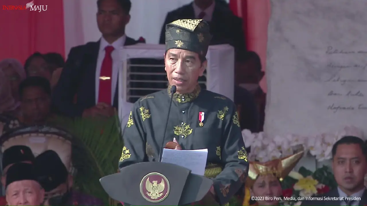 Presiden Joko Widodo (Jokowi) memimpin Upacara Peringatan Hari Lahir Pancasila di Monumen Nasional (Monas) Jakarta Pusat, Kamis (1/6/2023). Jokowi bertindak sebagai inspektur upacara. (Tangkapan layar YouTube Sekretariat Presiden)