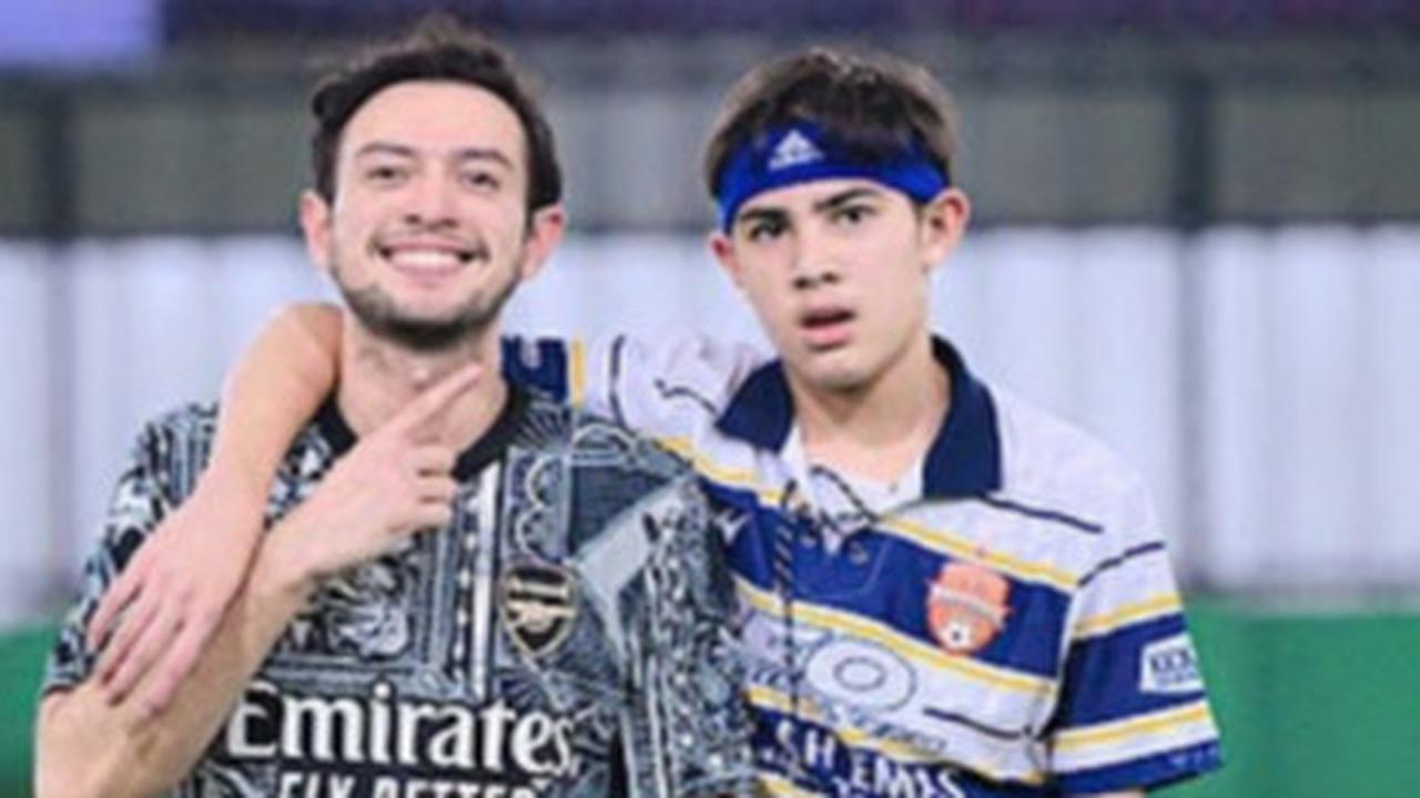 5 Potret Ganteng Arsen Anak Rifky Balweel, Genap 14 Tahun Sudah Sepantar Sang Ayah - Hobinya Sepakbola
