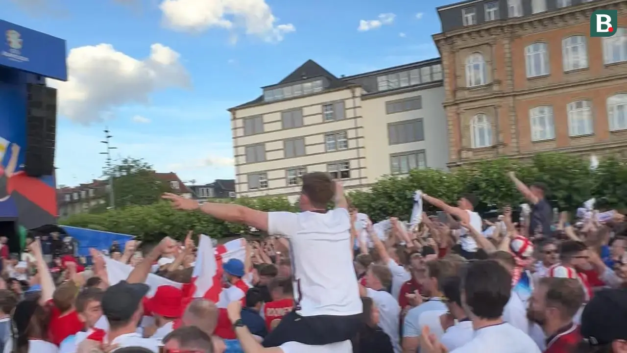 Fans Inggris di Euro 2024