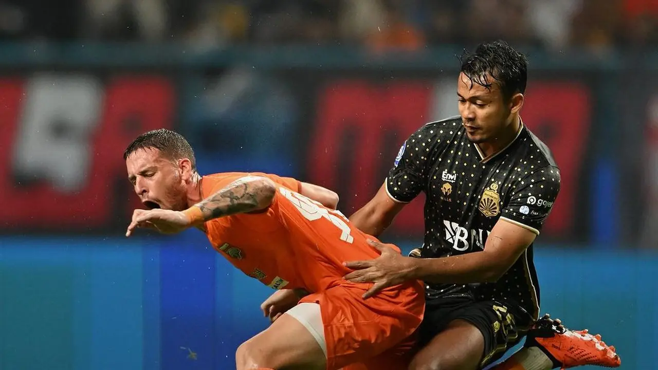 Borneo FC Vs Bhayangkara FC di BRI Liga 1 2023/2024.