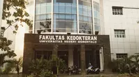 Fakultas Kedokteran Universitas Negeri Gorontalo (FK UNG) tengah diterpa isu pungutan wajib Rp50 juta kepada calon mahasiswa baru. (Liputan6.com/ Arfandi Ibrahim)