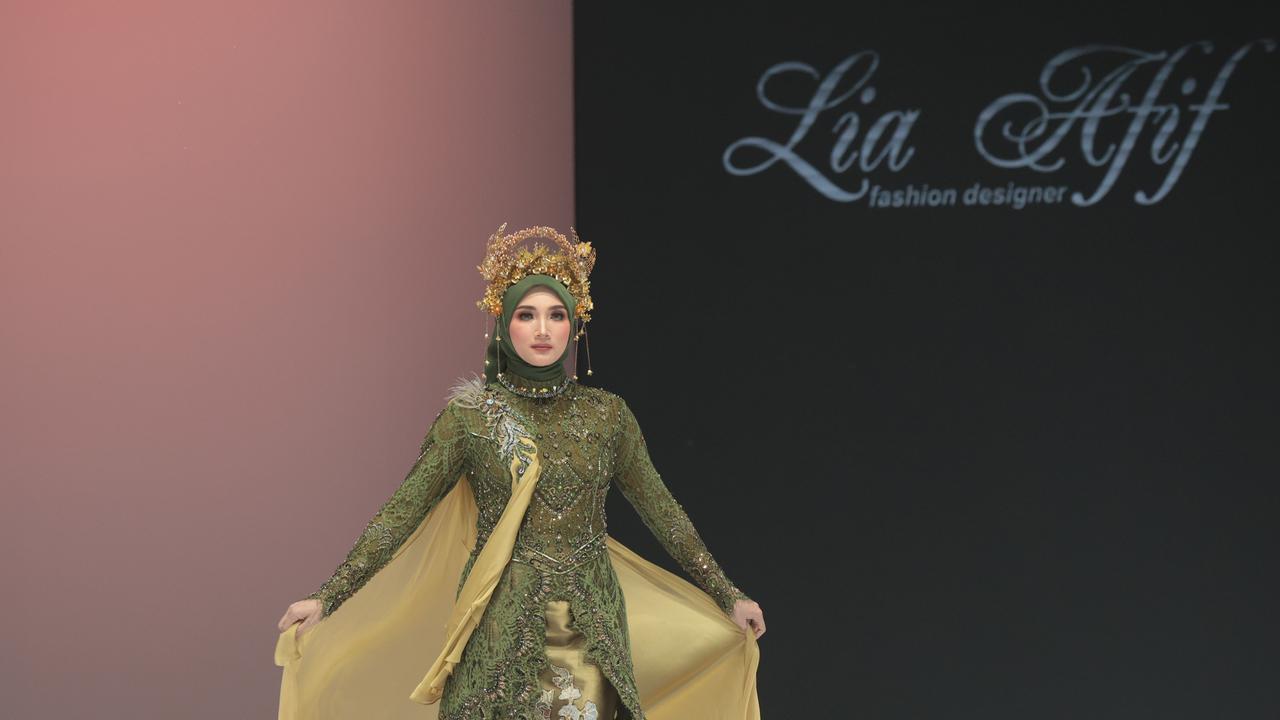 Batik Jombang Tampil di Indonesia Fashion Week 2026