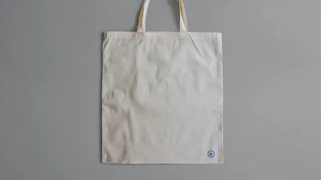 10 Tips Mengatur Tote Bag agar Isinya Rapi dan Mudah Dicari