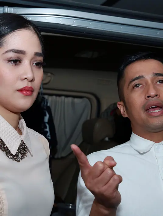 "Semoga bisa cepat selesai, biar kita bisa bekerja dengan tenang. Mudah-mudahan nggak ada lagi teror seperti ini," harap Gracia Indri. (Deki Prayoga/Bintang.com)