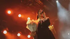 Penampilan Bernadya dalam acara KapanLagi Buka Bareng BRI Festival 2025 yang berlangsung di Plaza Parkir Timur Kompleks Stadion Utama Gelora Bung Karno (SUGBK), Senayan, Jakarta. (Bola.com/Bagaskara Lazuardi)
