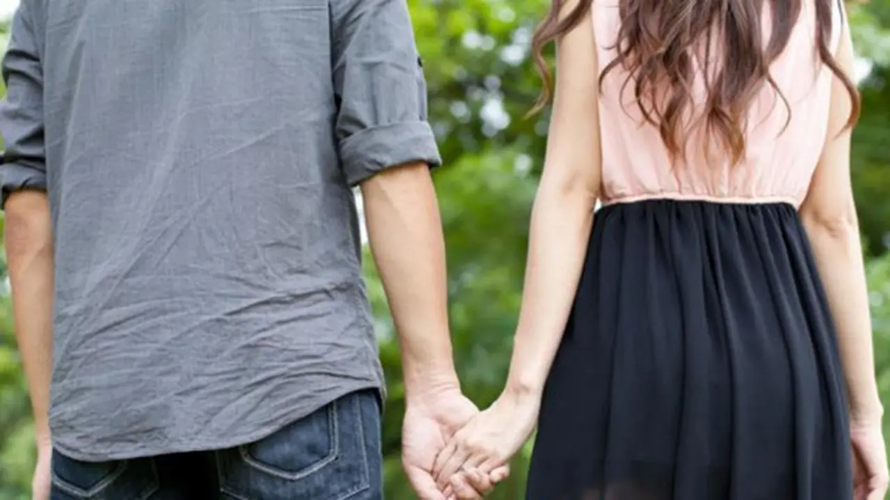 (C) shutterstock