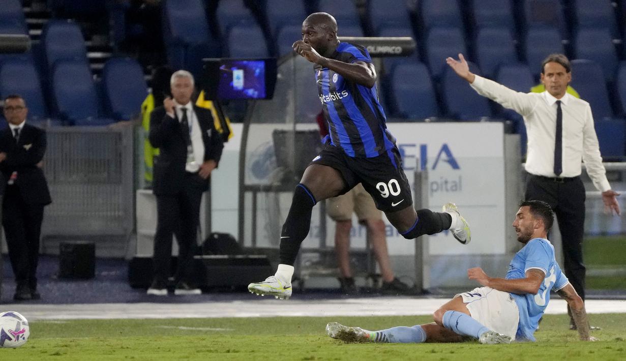 Anak asuh Simone Inzaghi itu kalah 1-3 saat bertandang ke Stadio Olimpico, Roma. Gol tuan rumah dicetak Felipe Anderson, Luis Alberto, dan Pedro. Inter hanya mampu membalas lewat Lautaro Martinez.