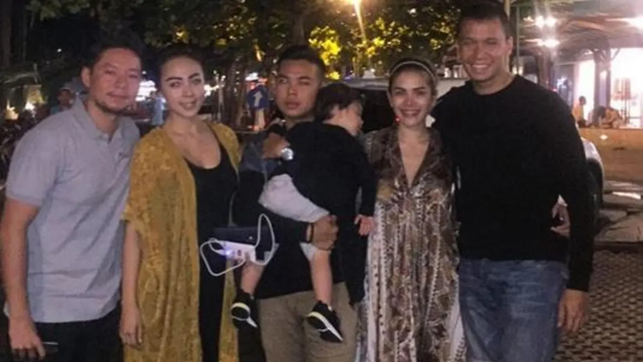 Nikita Mirzani dan Samuel Rizal