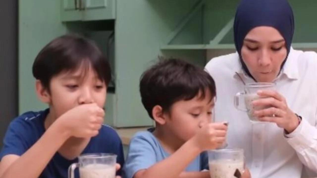 Elegan dan Hangat, 6 Foto Dapur Zaskia Adya Mecca dengan Konsep Vintage Modern