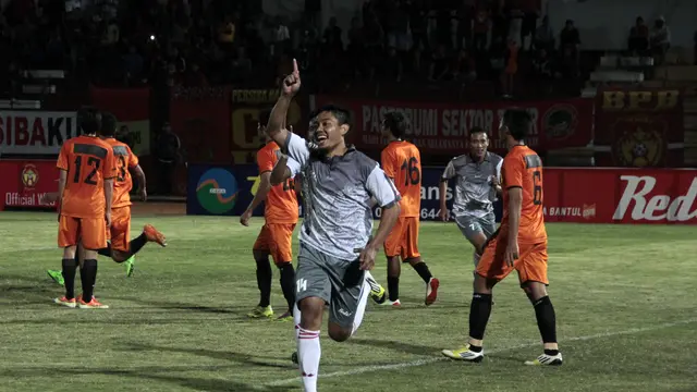  Komad Suharto (Persiba)