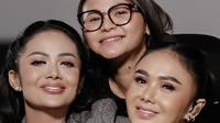 9 Potter Kebersamaan Yuni Shara dan Adik-Adiknya, Kompak Banget dari Dulu Hingga Kini (sumber: Instagram/yunishara36)