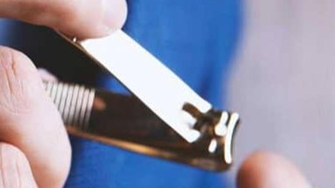 <b>Mengapa Waktu Memotong Kuku Penting?</b>