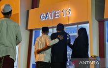 3 Tahun Tragedi Kanjuruhan: Keluarga dan Suporter Doa Bersama di Stadion Kanjuruhan