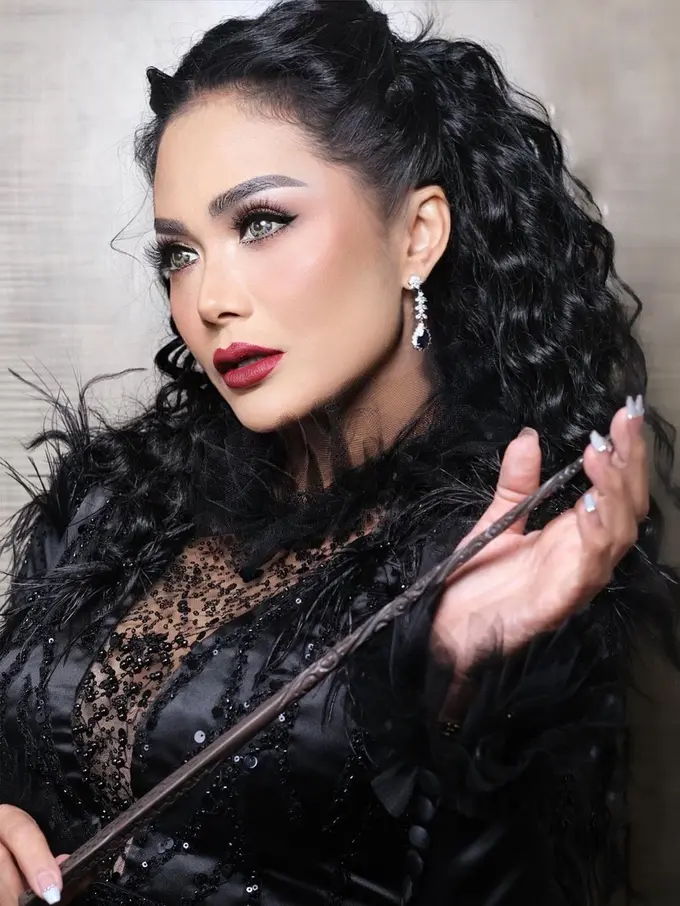 Krisdayanti. (Foto: Dok. Instagram @krisdayantilemos)