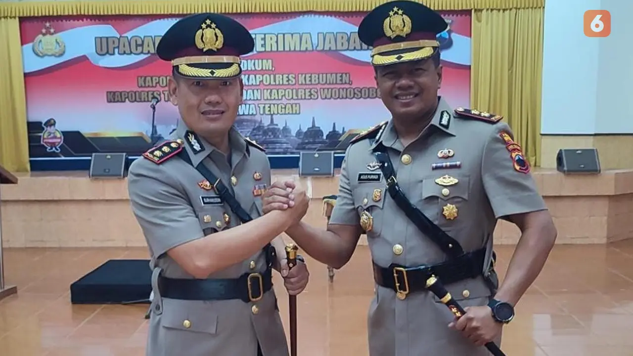 Kapolres Temanggung, AKBP Agus Puryadi (kanan)
