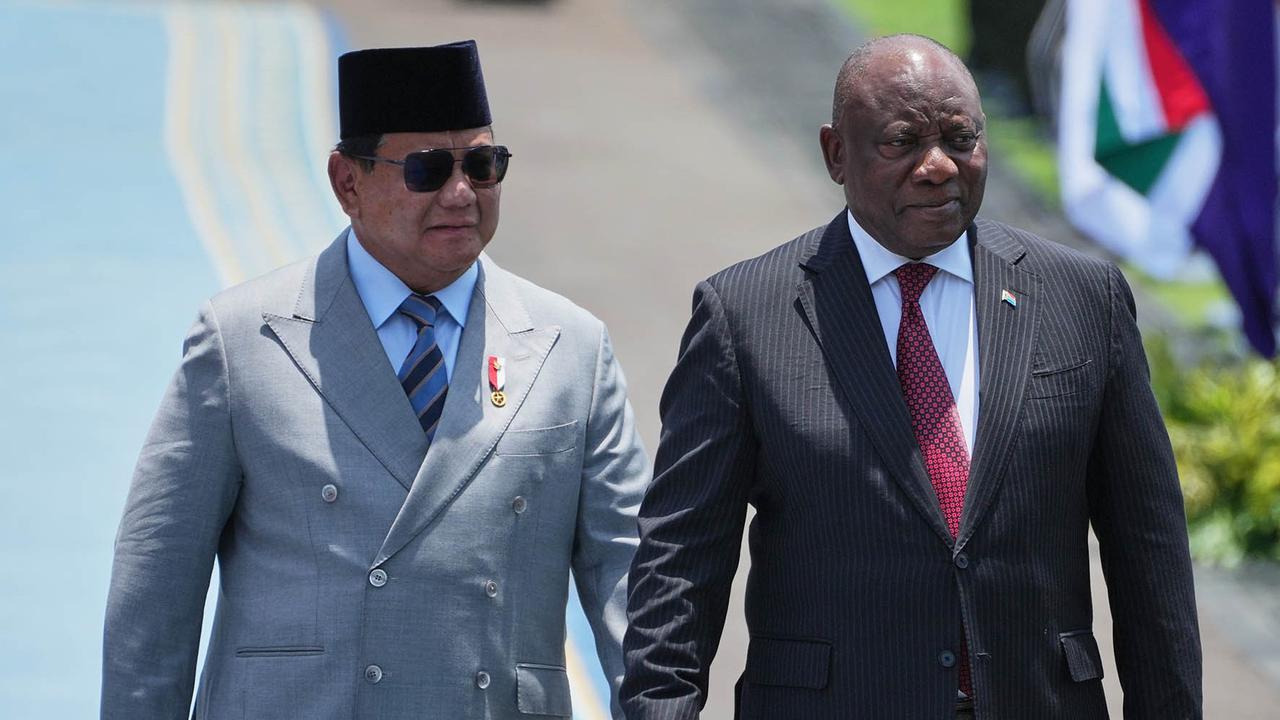 Prabowo Teriak 'Amandla' lalu Dijawab Presiden Afrika Selatan 'Awethu', Ini Maknanya
