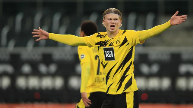 FOTO: Menang 4-2, Gladbach Kudeta Dortmund dari Posisi ke-4 Klasemen Sementara