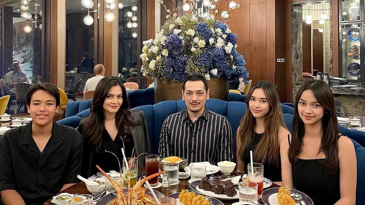 Momen Cut Tari dan Richard Kevin Makan Malam Bersama dengan Anak Curi Perhatian