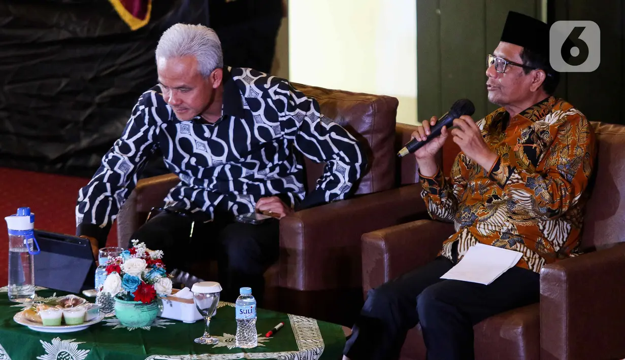 Kegiatan itu untuk melakukan uji publik terhadap tiga pasangan calon presiden dan calon wakil presiden yang akan berlaga di pemilihan umum atau pemilu 2024. (Liputan6.com/Herman Zakharia)