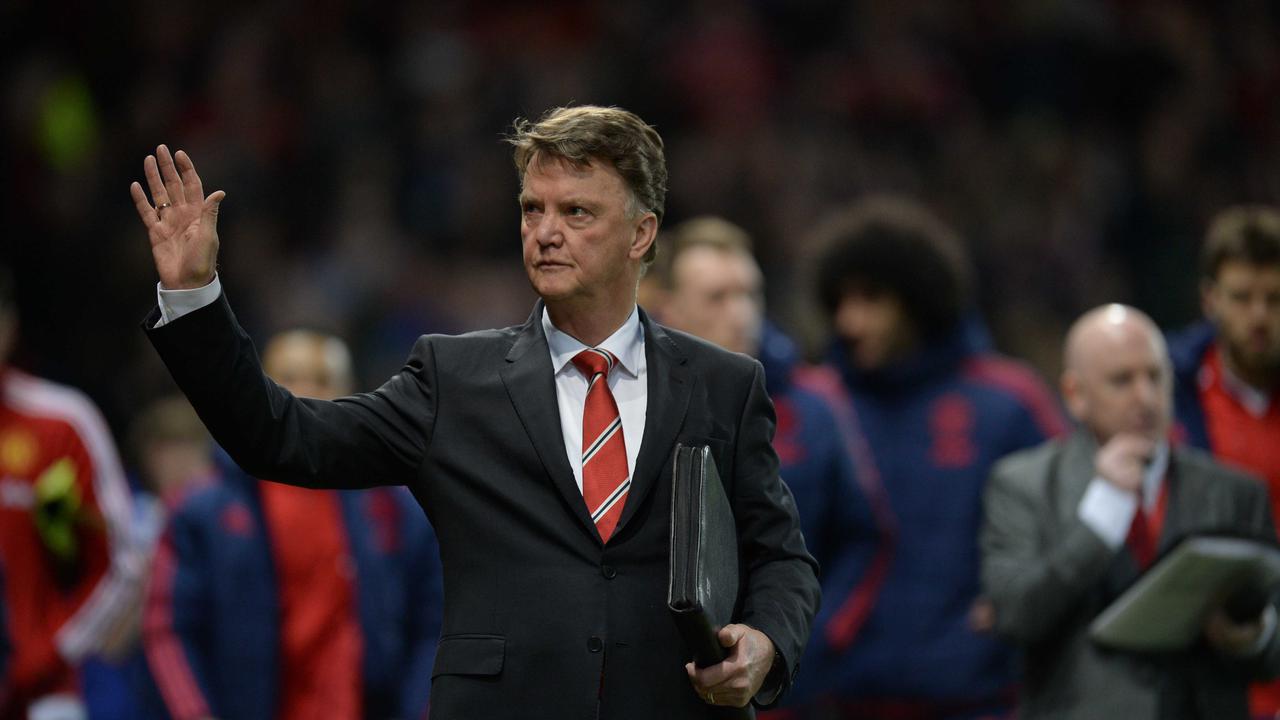 Louis van Gaal Tinggalkan MU dengan Kepala Tegak