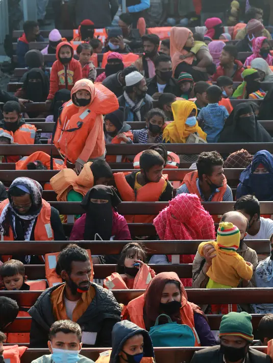 Foto Ribuan Pengungsi Muslim Rohingya Kembali Dikirim Ke Pulau Rawan Banjir Foto 