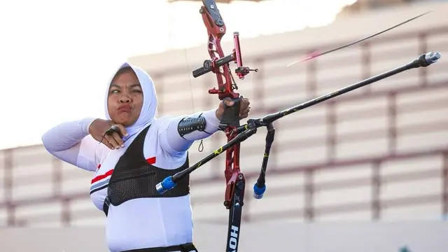 FOTO Atlet Para Panahan NPC Indonesia, Wahyu Retno Wulandari