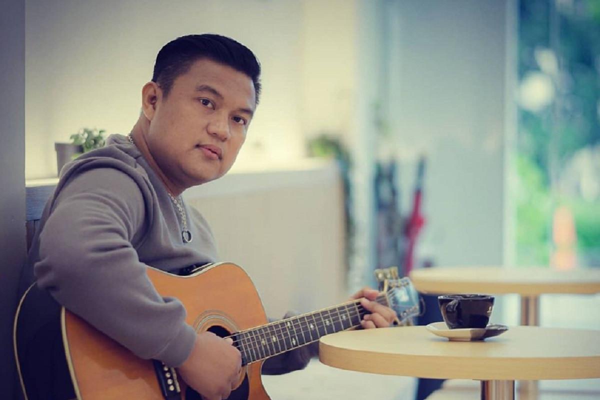 ilustrasi posan tobing ex drummer kotak