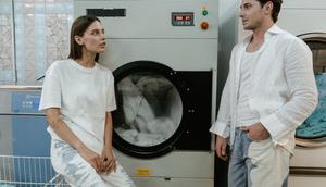 Jamur dapat menumpuk di mesin cuci yang mengakibatkan bau tidak sedap/copyright pexels/Tima Miroshnichenko