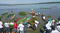 Demi menyelamatkan Danau Limboto, lomba membersihkan eceng gondok pun digelar. (dok. Badan Wilayah Sungai Sulawesi (BWSS) II Gorontalo)