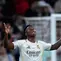 Vinicius Jr menjadi pahlawan kemenangan Real Madrid atas Benfica dalam laga leg 2 play off Liga Champions 2025/2026 di Santiago Bernabeu, Madrid, Spanyol, Rabu (25/02/2026) waktu setempat. (AP Photo/Manu Fernandez)