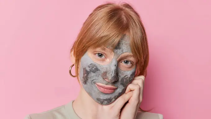 Kulit Terasa Ketarik Setelah Clay Mask? Mungkin Kamu Salah Pakai, Ini Solusinya [Dok/freepik.com]