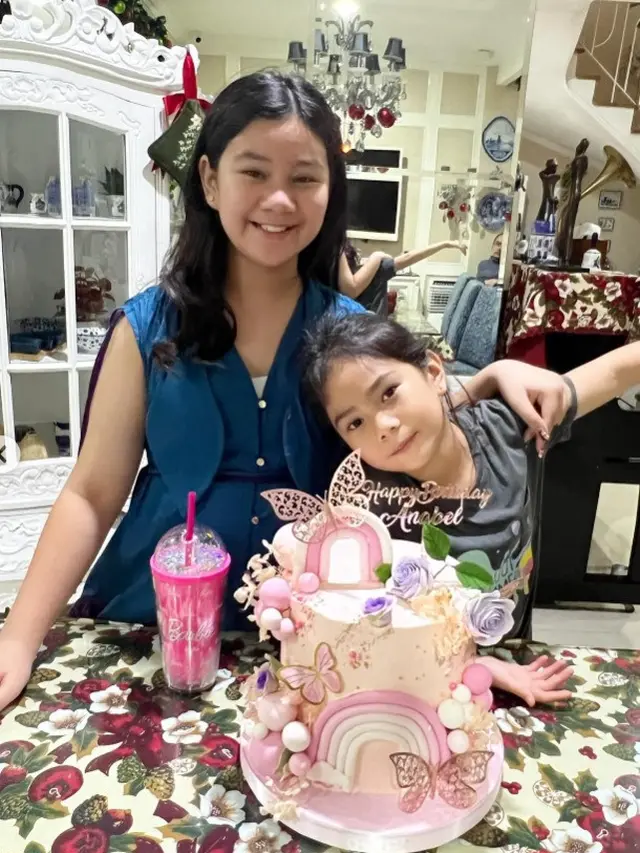 Potret Annabel dan adik (Sumber: Instagram/astridtiar127 dan Instagram/gr.situmorang)
