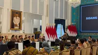 Presiden Prabowo Pimpin Sidang Kabinet Paripurna 1 Tahun Pemerintahan. (Liputan6.com/Lizsa Egeham)