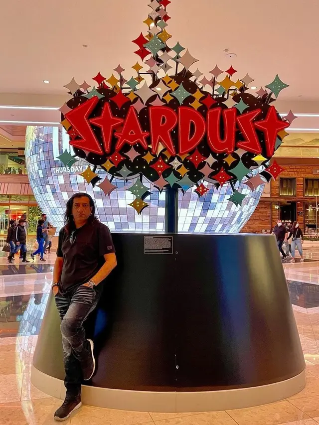 Masih Ingat Hans Pemain Si Doel Anak Sekolahan, Intip Potret Terbarunya yang Tak Pernah Ubah Penampilan