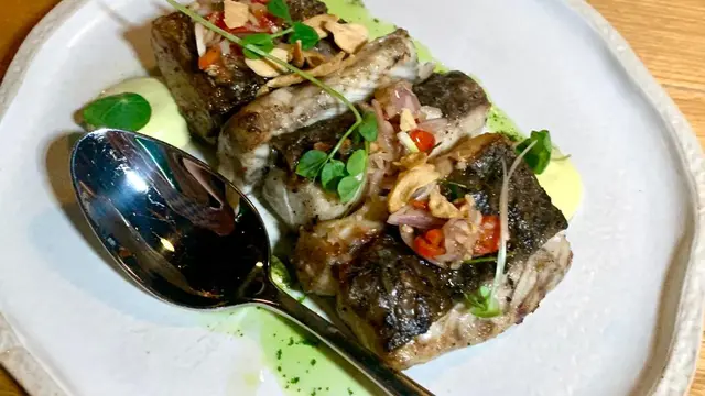 Sensasi Kuliner Tepi Pantai di Restoran Terbaru The Laguna Bali