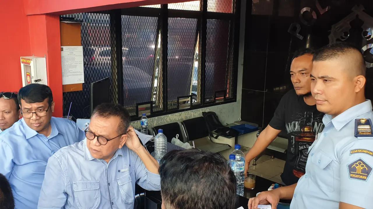 Timses Prabowo-Sandi kunjungi besuk Ahmad Dhani di Cipinang