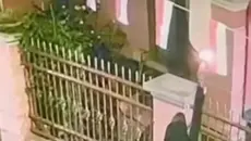Pria Bakar Bendera Merah Putih di Bandung, Polisi Buru Pelaku