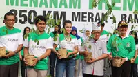 Bakti Lingkungan Djarum Foundation melaporkan sebanyak 41.758 pohon trembesi telah tertanam di sepanjang jalur pantura Merak - Banyuwangi.