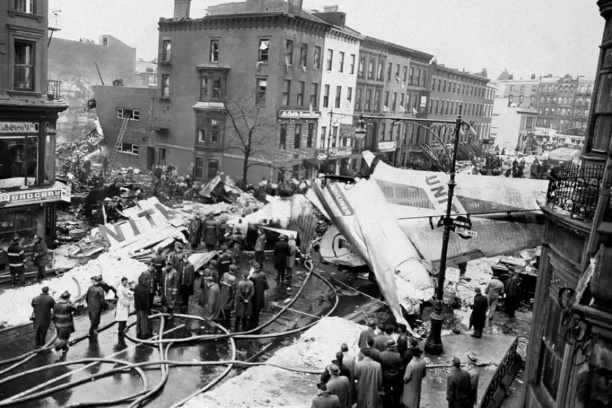 16-12-1960: 'Ciuman' 2 Pesawat Perenggut 134 Nyawa