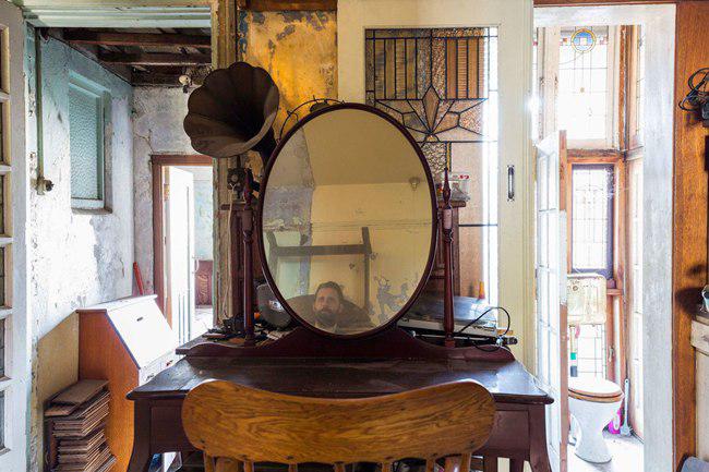 copyright redbookmag.com/BresicWhitney