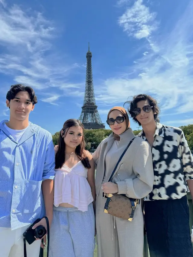 Gugat Cerai Diam-Diam, Ini 7 Potret Andre Taulany dan Erin yang Baru Liburan ke Eropa