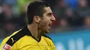 8. Henrikh Mkhitaryan, musim ini dirinya sudah mempersembahkan 17 assist bagi Dortmund. Kemampuan itu membuat daya pikat klub-klub besar terhadap dirinya, tak terkecuali bagi Mourinho. (AFP/Christof Stache) 