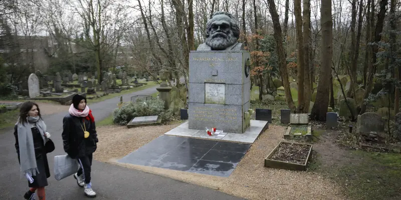 Makam Karl Marx di London