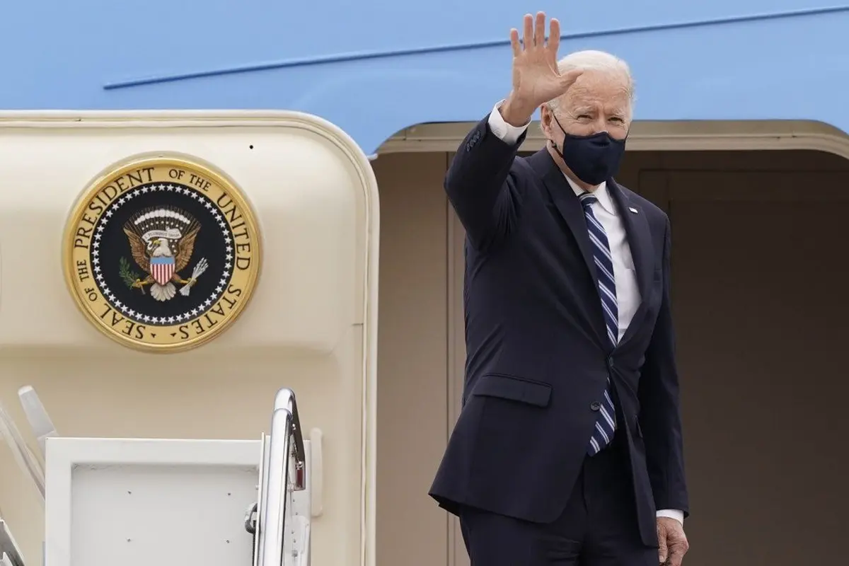 Joe Biden tiba di Inggris untuk menghadiri KTT G7, dan menjadi perjalanan luar negeri pertamanya sejak menjabat sebagai presiden AS.