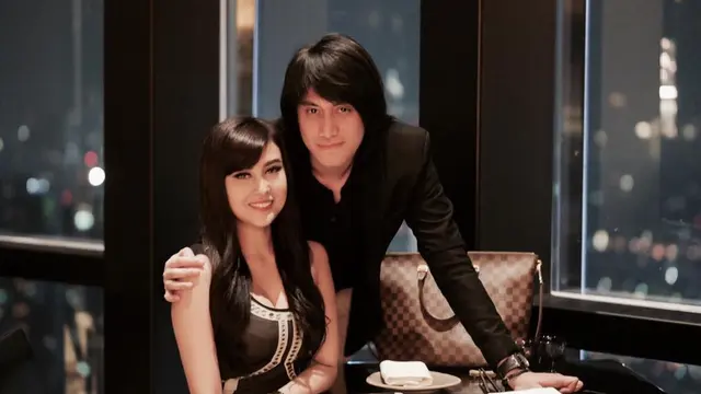[Fimela] Kevin Aprilio dan Vicy Melanie