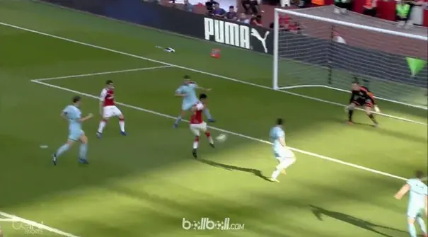 Arsene Wenger meraih kemenangan besar dalam partai kandang terakhirnya bersama Arsenal dengan melumat Burnley lima gol tanpa balas...