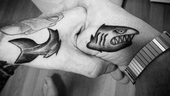 Tak Sembarangan, 10 Tato Nggak Jelas Ini Punya Arti yang Dalam