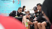 Rayakan Tembus 8 Besar Bulu Tangkis Asian Games 2026, Tim Putri Cicipi Kuliner Nusantara